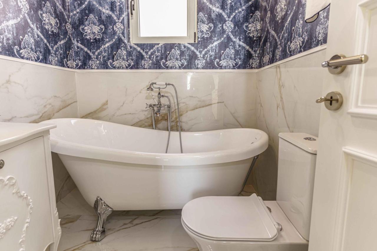 Villa Simantiri Pombia Esterno foto
