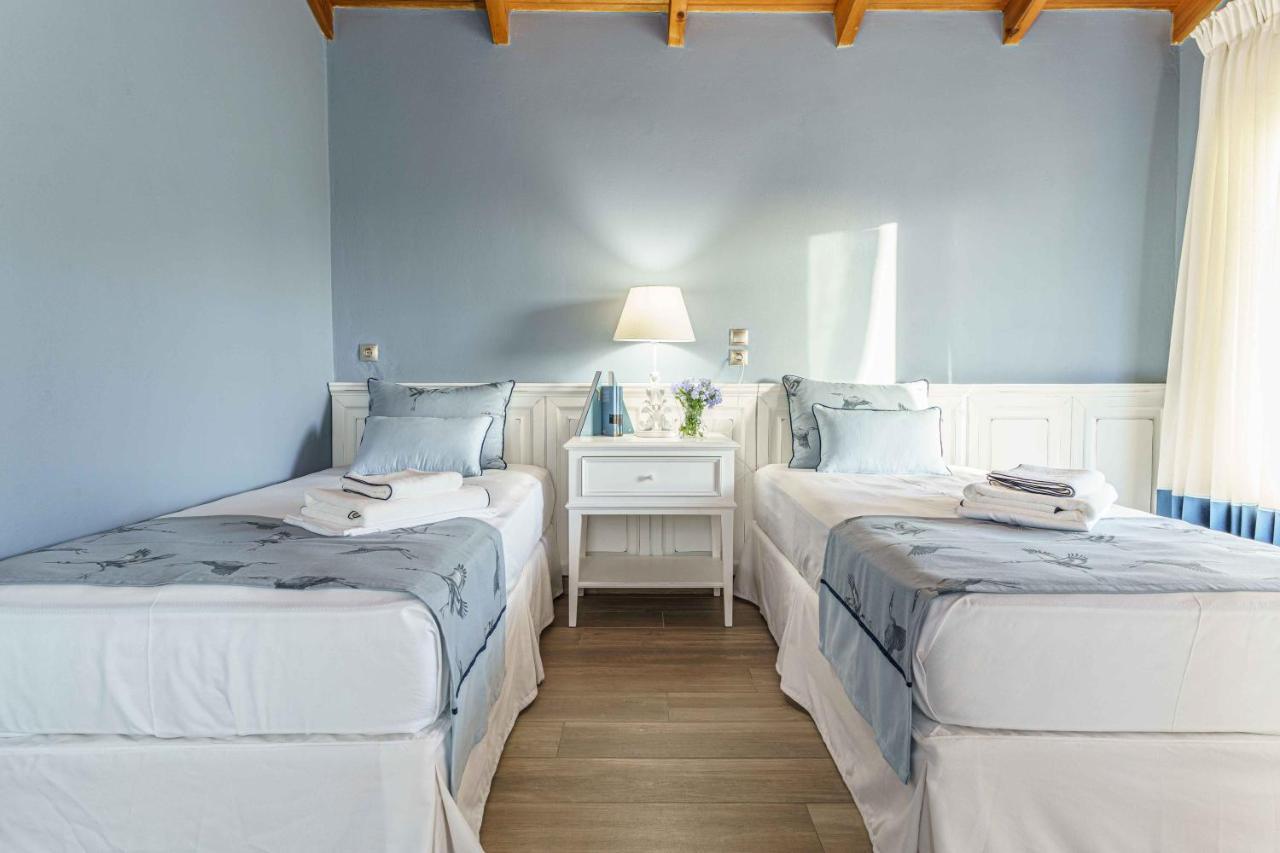 Villa Simantiri Pombia Esterno foto