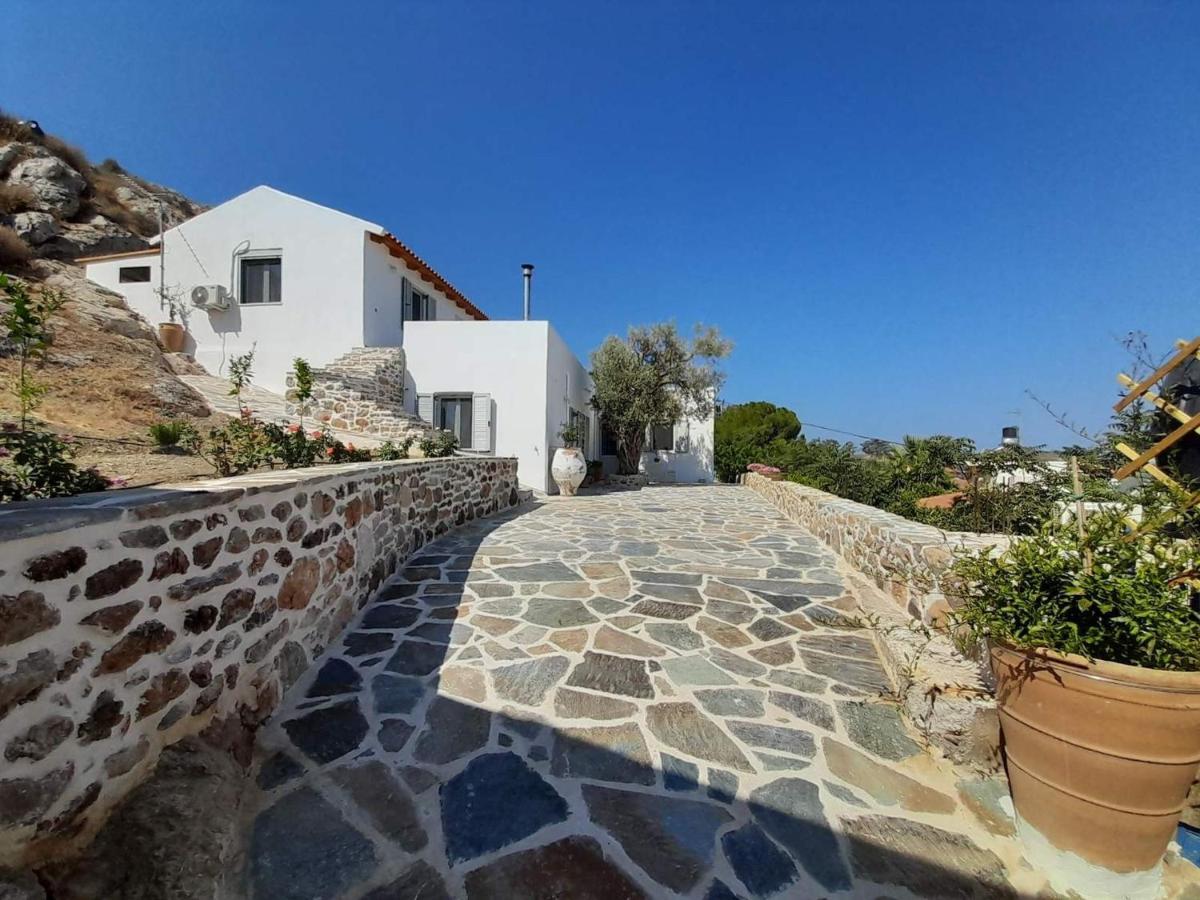 Villa Simantiri Pombia Esterno foto