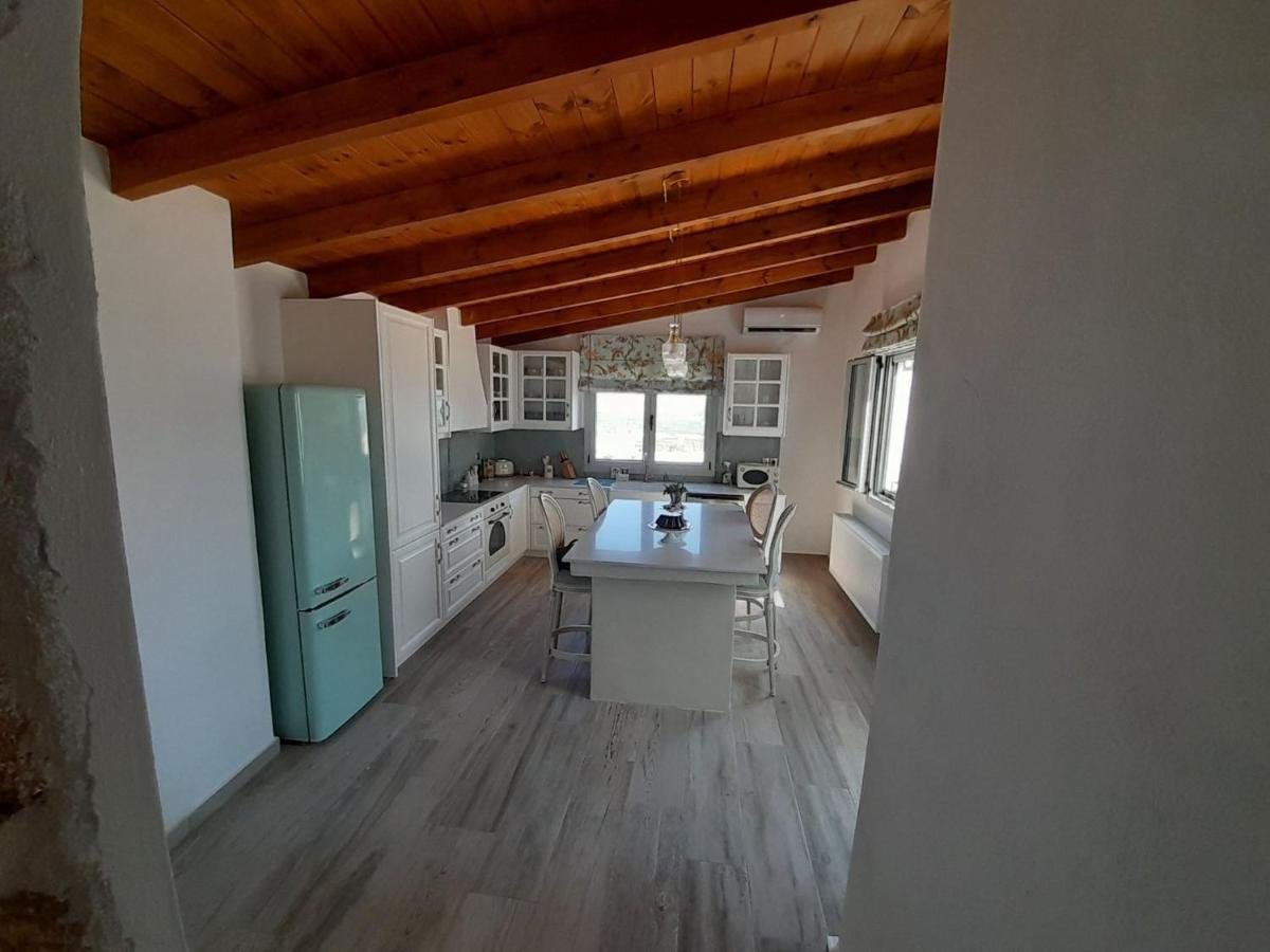 Villa Simantiri Pombia Esterno foto